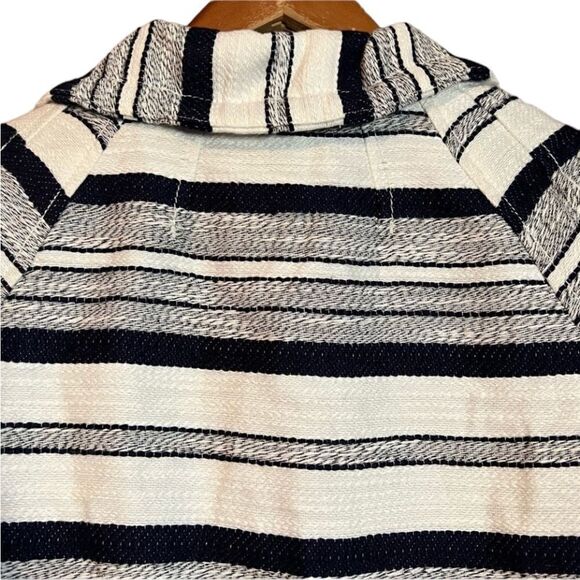 NWT! Loft navy & offwhite coat - Picture 3 of 16